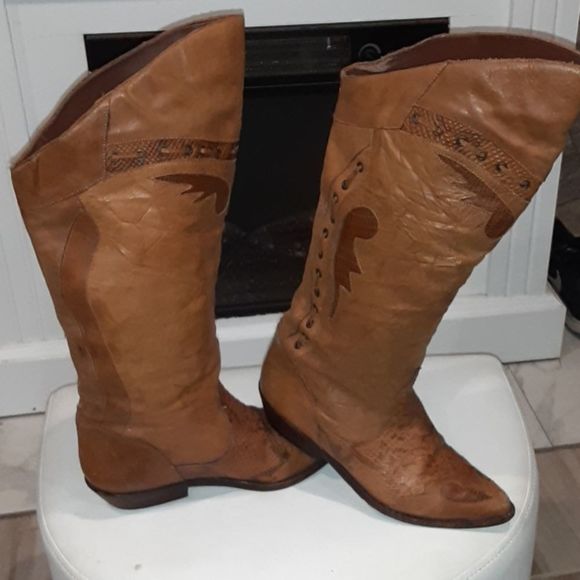 Cowboy boots - Picture 1 of 7